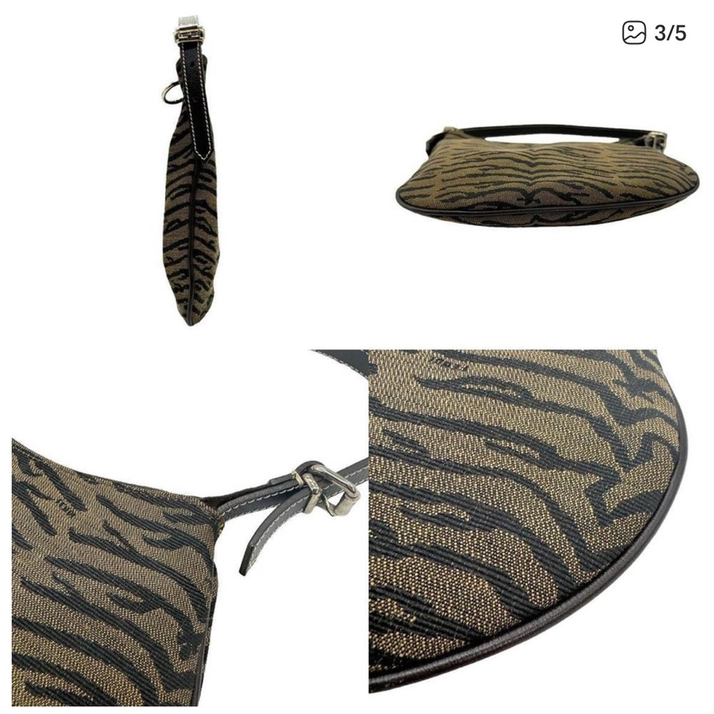 Fendi Tigre Oyster Bag - Picture 3 of 5